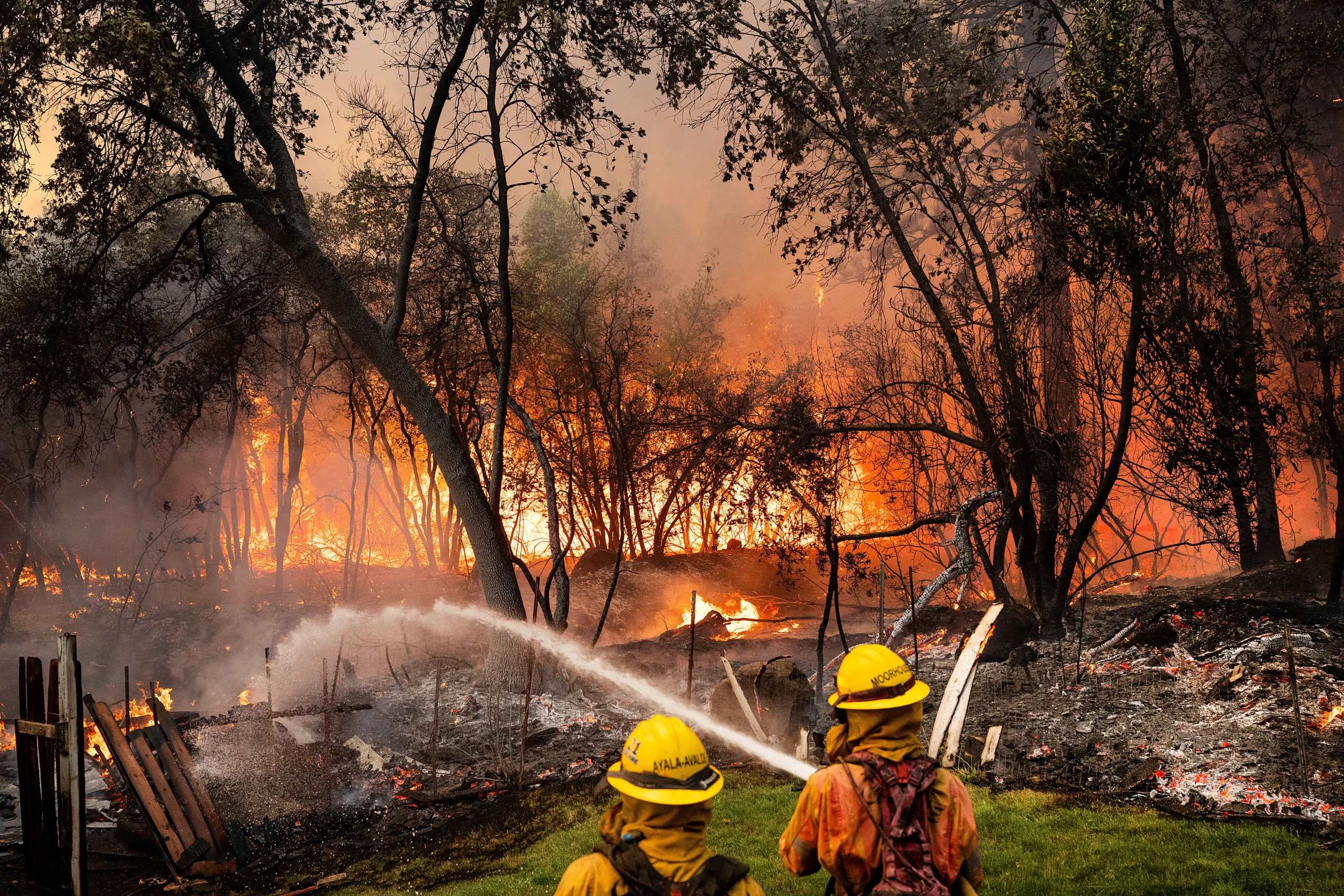 Firefighters Battle Carolina Wildfires